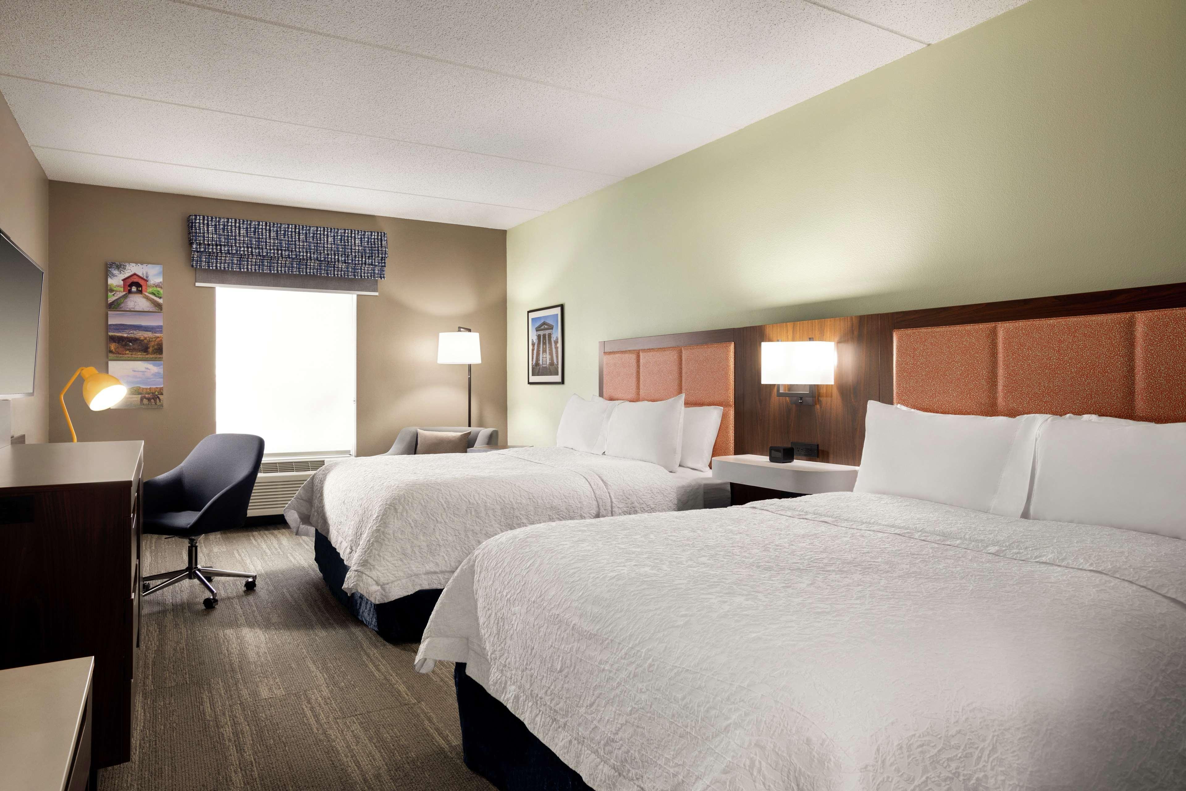 Hampton Inn & Suites Frederick/Fort Detrick Bagian luar foto