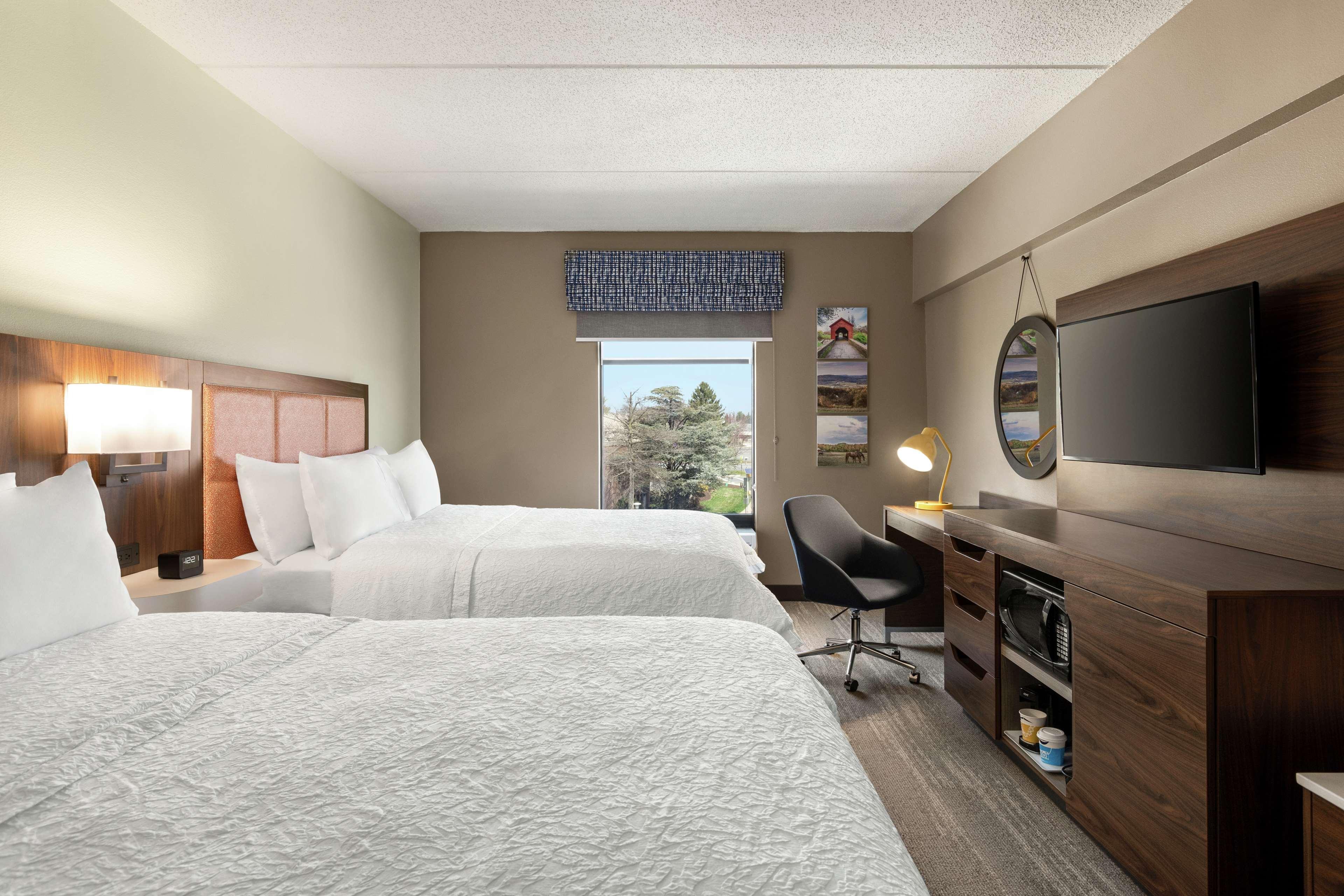 Hampton Inn & Suites Frederick/Fort Detrick Bagian luar foto