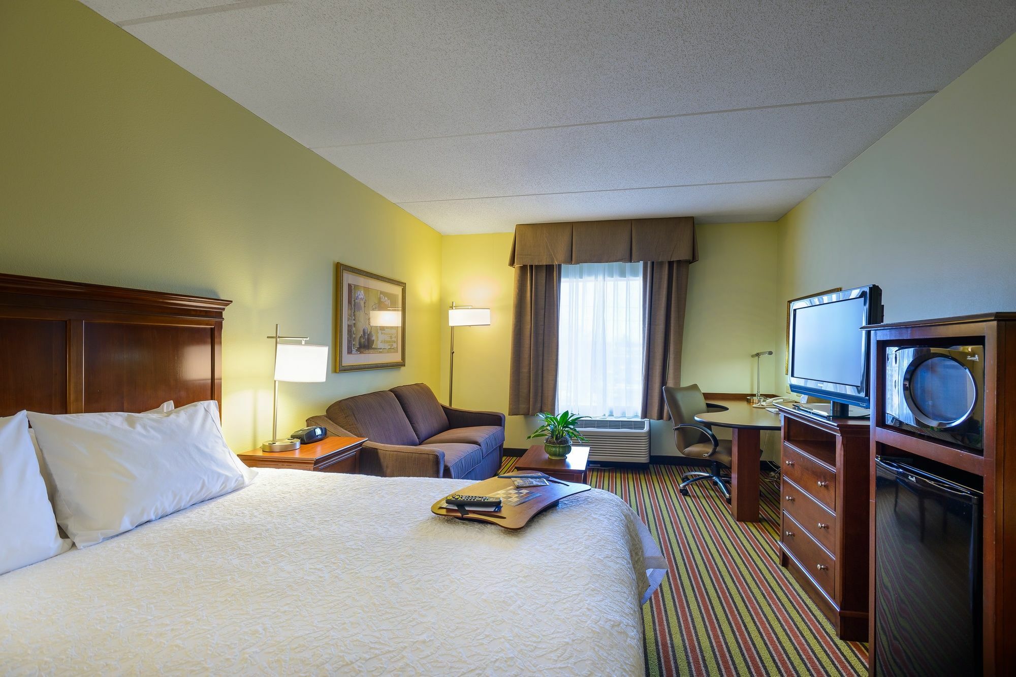 Hampton Inn & Suites Frederick/Fort Detrick Bagian luar foto